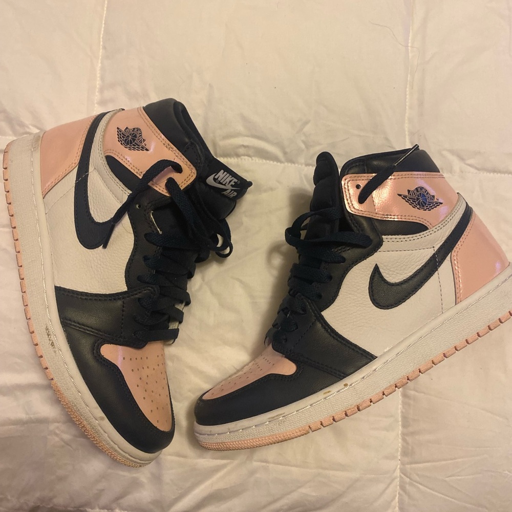 Nike W Air Jordan 1 Retro Hi size 8 Women